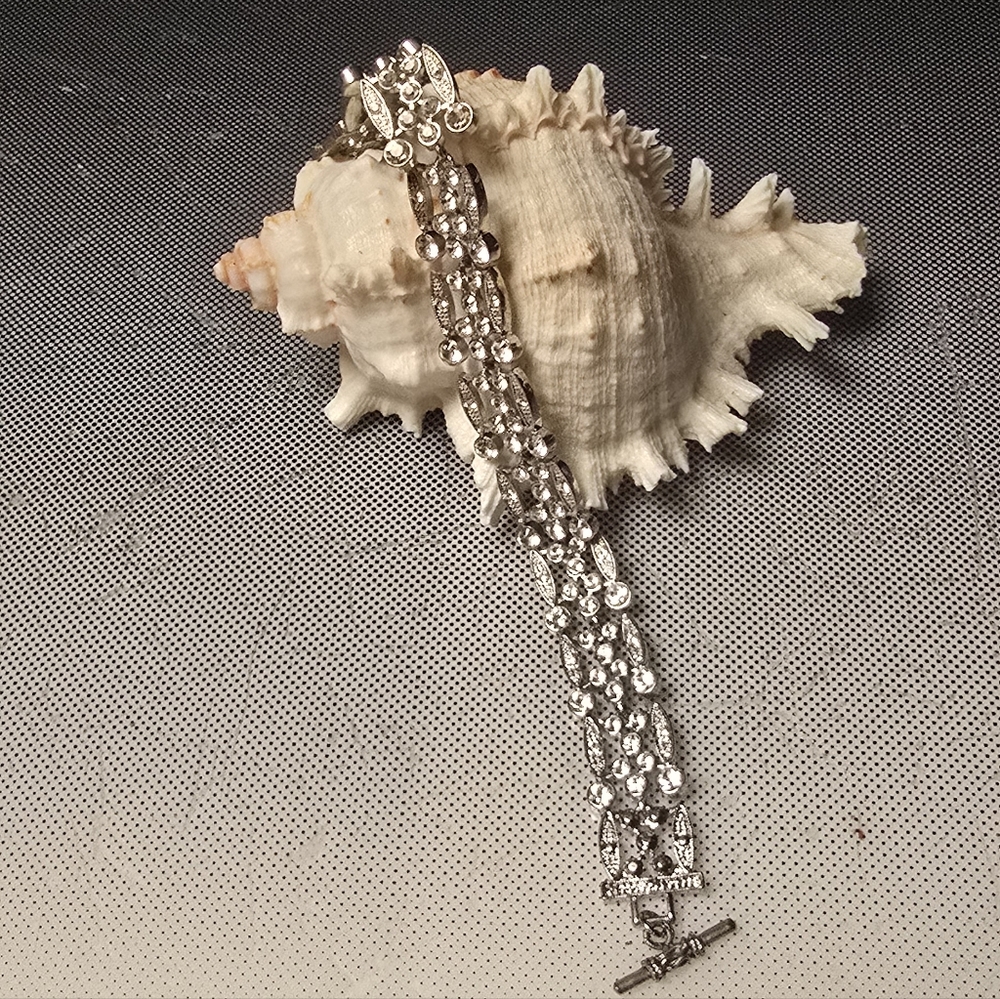 Elegant Silver Rhinestone Link Vintage 60s Bracelet